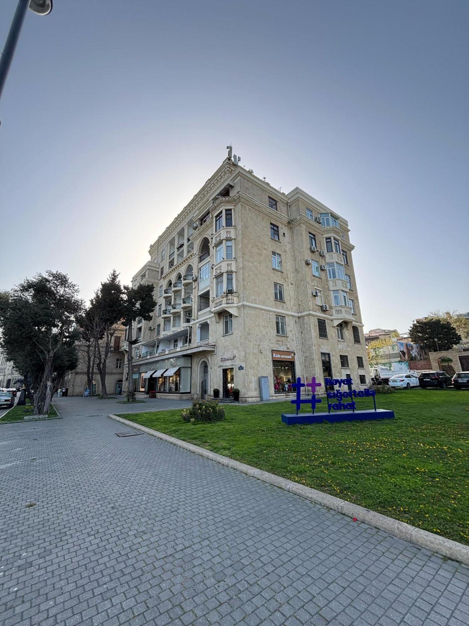 Maiden Sea View By Bakuapart Exterior foto